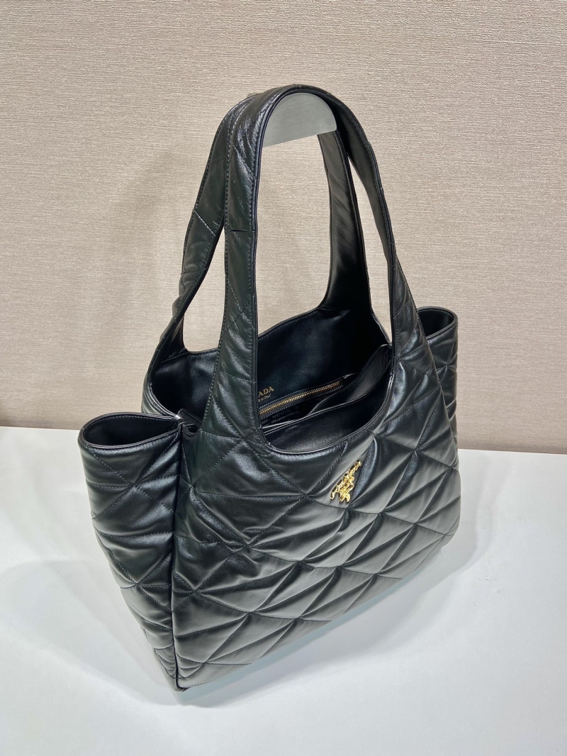 Pra*a bucket bags